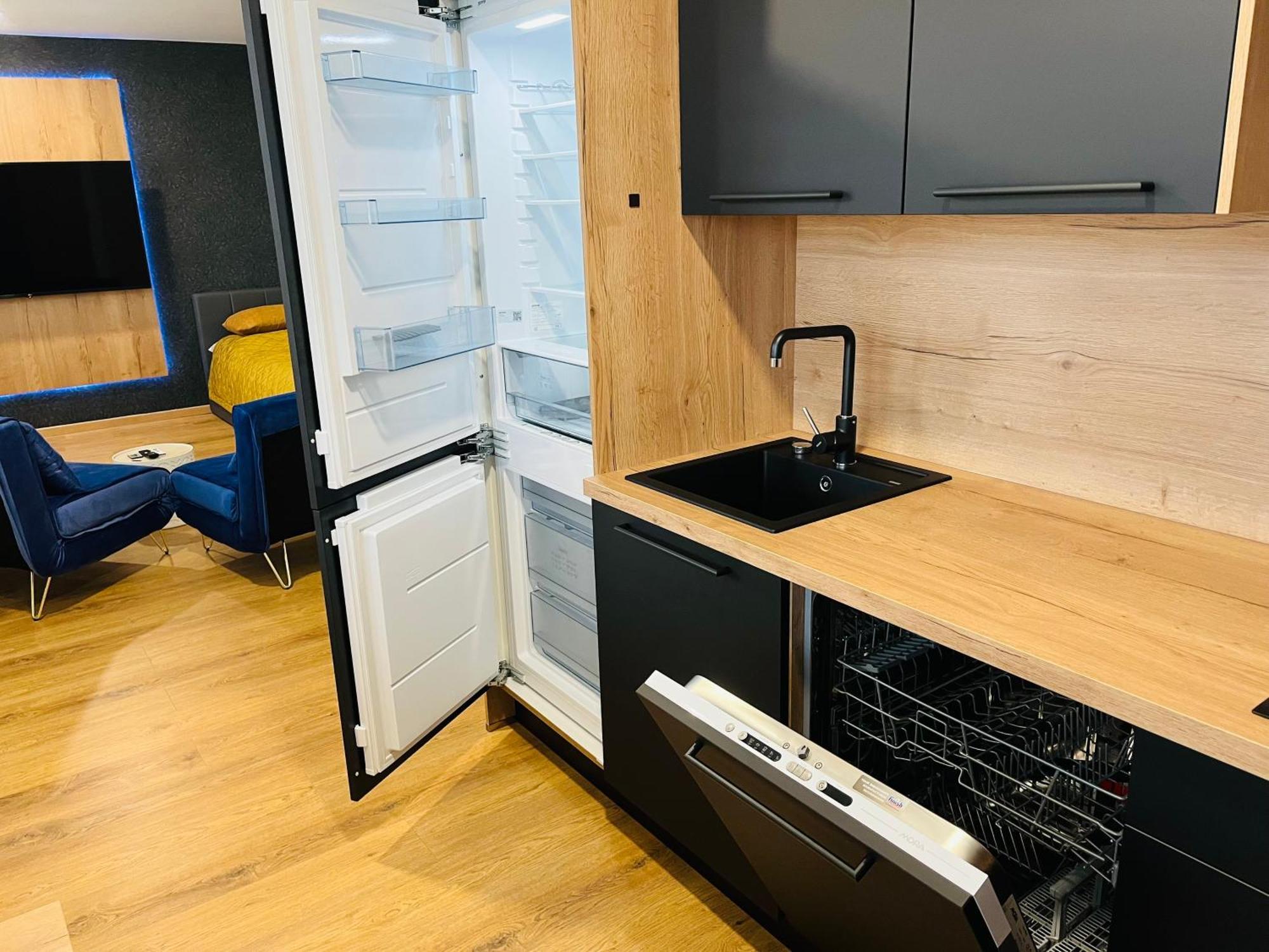 Apartman Sitka Apartment Trencin Ngoại thất bức ảnh